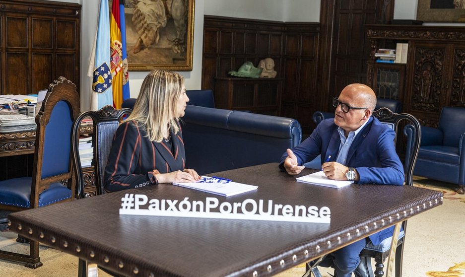 Emma González, xerente do Inorde, e Manuel Baltar, presidente da Deputación de Ourense./A.PAZ.