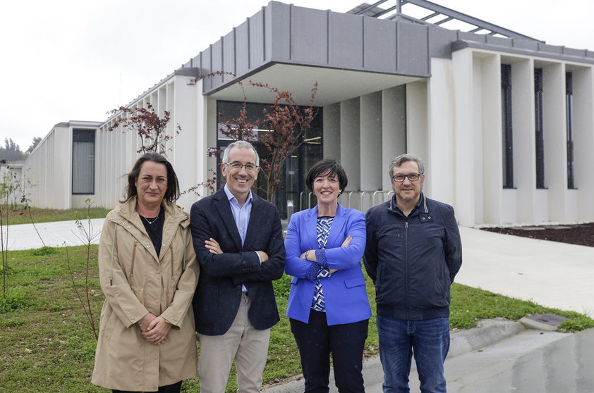 Mónica Valladares, José Manuel Vilariño, Carme Pampín y Daniel, de la junta directiva de Bioga.