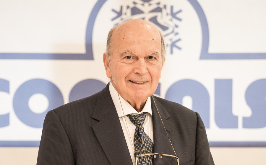 Luis Simarro López, fundador de Congalsa, en una de las últimas galas de objetivos de la empresa.