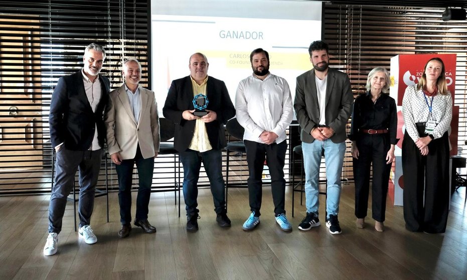 entrega del primer
Premio al emprendedor del año en Galicia. El galardón fue para Carlos Blanco, de
Encomenda.