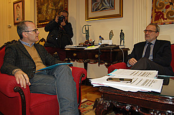 El alcalde de Ourense y el presidente de la CEG./P.L.