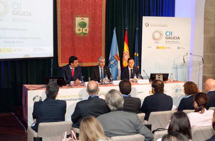 El conselleiro de Economía participó en Santiago en el Consejo Interterritorial ./C.P.