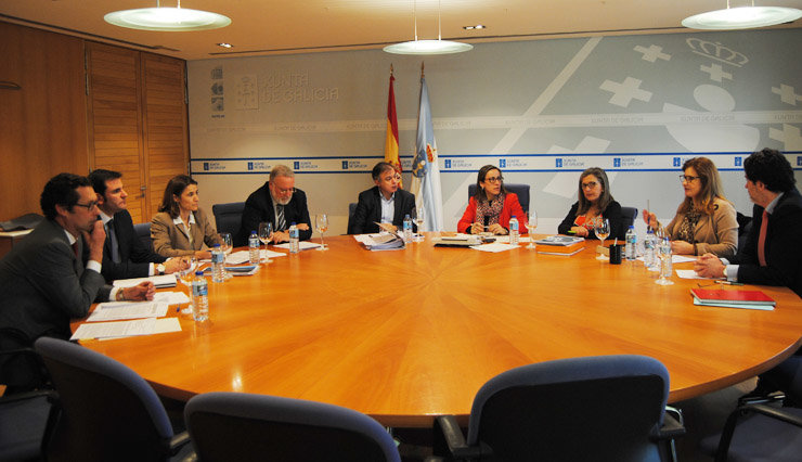 Reunión da comisión de seguimento da Plisan en San Caetano.