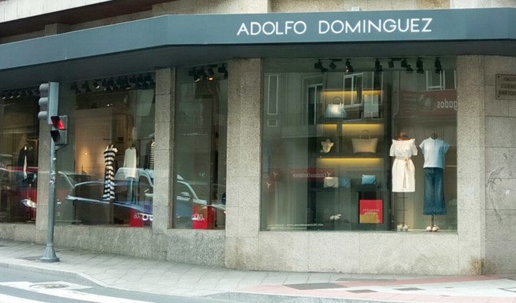 Una tienda de Adolfo Domínguez.