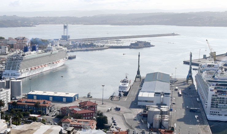 Una triple escala de cruceros en el Puerto de A Coruña.