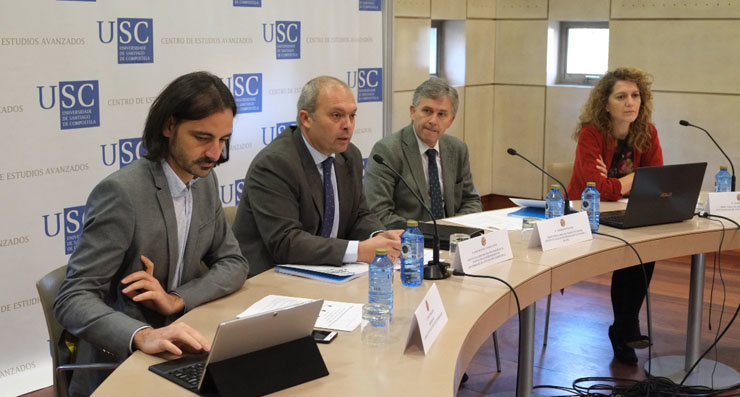 Marcos Balboa, José M. Cotos Yáñez e Isabel Neira, en la presentación del informe./USC.