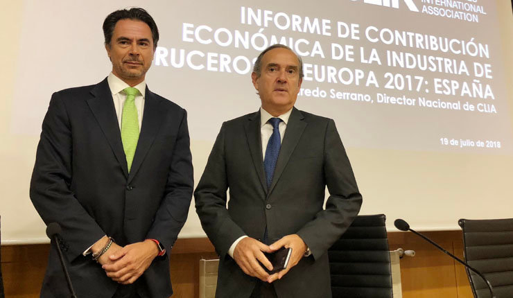 Alfredo Serrano y Enrique Losada presentaron el Informe de contribución económica de la industria de cruceros.