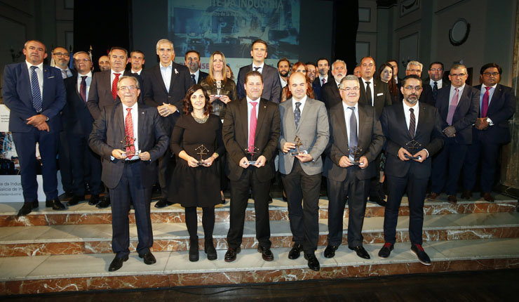 Autoridades y premiados en la Noite da Industria, celebrada en Lugo.