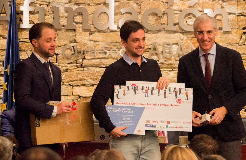 Entrega del Premio de AJE Vigo a la mejor Iniciativa Emprendedora 2019.