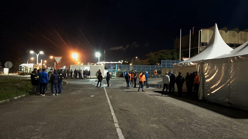 Los empleados de Alcoa en A Mariña iniciaron el pasado domingo huelga indefinida./CIG.