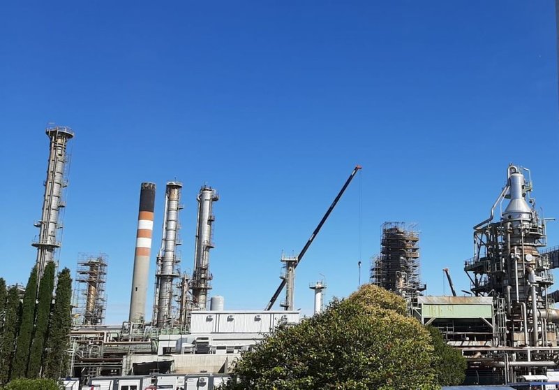 La parada programada en la refinería de Repsol en A Coruña ha afectado a las cuatro unidades de su área de combustibles: