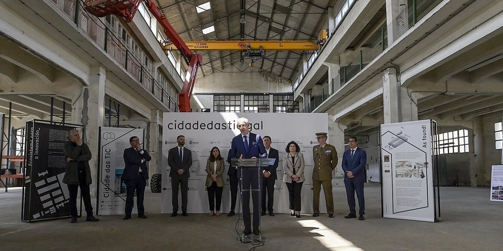 Acto simbólico de inicio de las obras del Centro de Servicios Avanzados de la Ciudad de las TIC de A Coruña./MONCHO FUENTES.