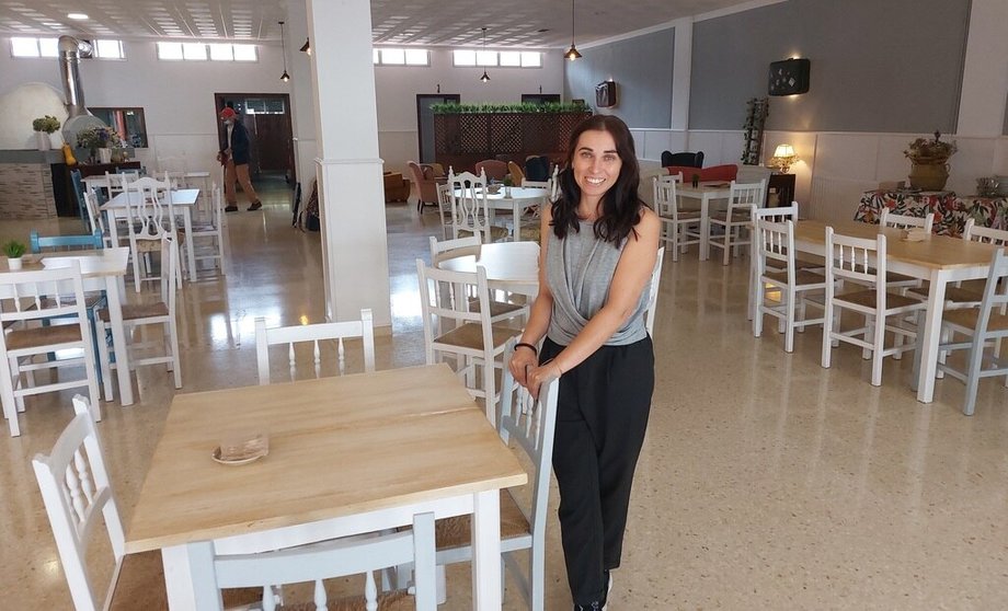 Marta Varela, en su hotel O Noso Fogar, en Ribadumia.