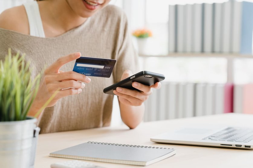 <p> Estos son los errores más comunes al solicitar minicréditos online </p>
