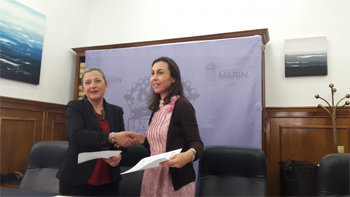 La delegada de la Zona Franca y la alcaldesa de Marín.