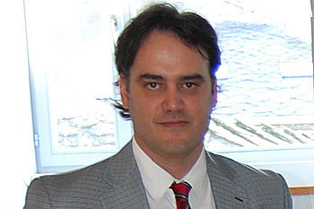 El profesor Sebastián Villasante.