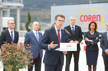 El presidente Feijóo en la inauguración de la planta de biomasa de Coren.