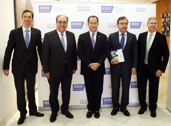 Pedro Otero, Miguel Ángel Escotet, Juan Carlos Escotet Rodríguez, Francisco Botas y Aurelio Villa en la presentación de IESIDE.