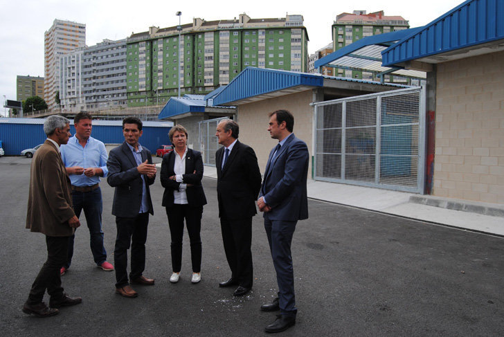 Visita del presidente de la Autoridad Portuaria de A Coruña y la conselleira de Mar a las instalaciones destinadas