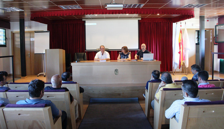 Asamblea general de los empresarios de Pereiro de Aguiar (Ourense).