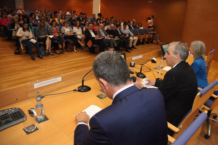 El conselleiro de Economía se reunión con representantes de la Red de Técnicos de Empleo de Galicia.