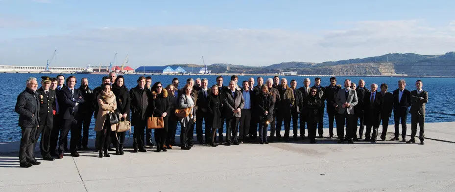 Asistentesl al IX Foro de Clientes, en Punta Langosteira.