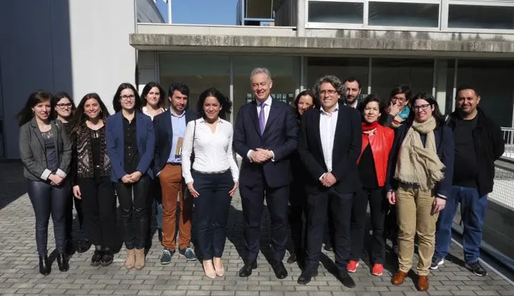 El embajador británico participó en la jornada BioMedTour UK, en el CICA de A Coruña.