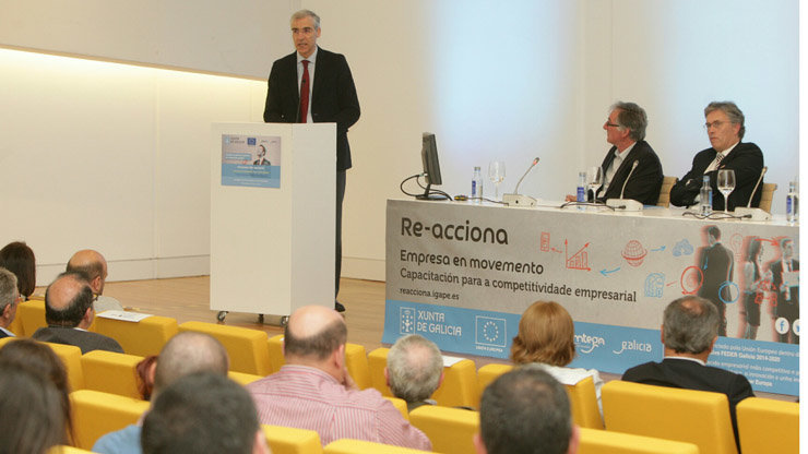 Francisco Conde intervindo nunha xornada sobre o programa ReAcciona.