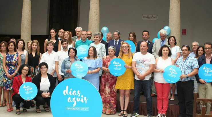Entrega de premios da campaña "Días azuis para o comercio galego".
