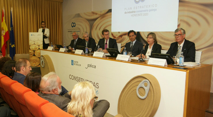 Acto de presentación del Plan estratégico de la industria conservera gallega: Horizonte 2020, en la sede de ANFACO.