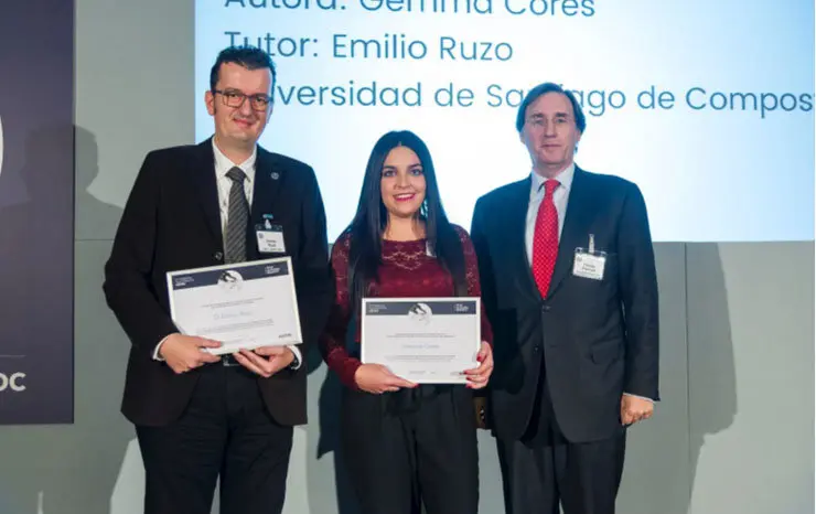 Emilio Ruzo, Gemma Cores y Tomás Pascual, en la entrega del galardón./AECOC.