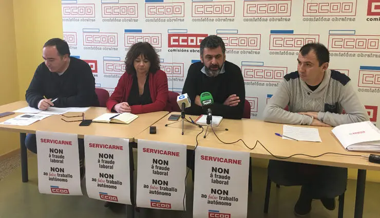 Os sindicalistas de CCOO Víctor Ledo, Lola Santillana, Ramón Sarmiento e Vicente Canet.