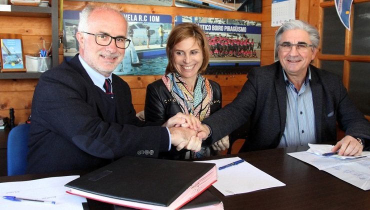 Firma del convenio entre Portos de Galicia y Turismo de Galicia.