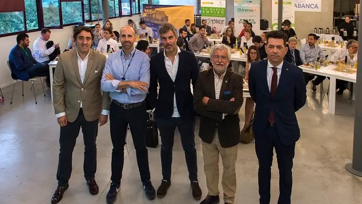 Pumar, Megías, García, Fernández y Romero, en el 'StartUp Café" de Ourense./A.PAZ.