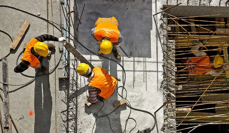 La ocupación subió en la construcción y los servicios.