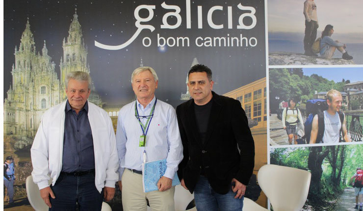 el secretario de turismo de la prefeitura municipal de Foz do Iguaçu, Gilmar Piolla; por el representante de la Itaipu Binacional, Tencio Albuquerque, y por el director general de Termatalia, Alejandro Rubín.