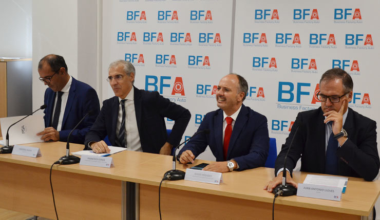 Frédérich Puech, Francisco Conde, David Regades, y Juan Antonio Lleves, presentaron la tercera Business Factory Auto.