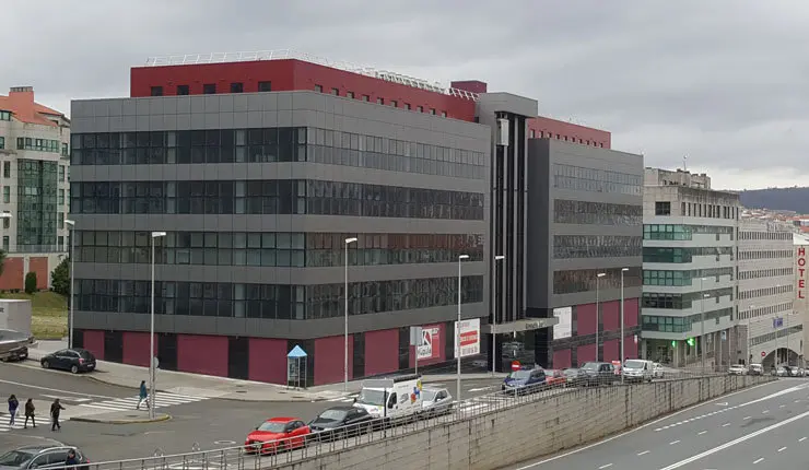 Edificio Oficinas Paxonal, en Santiago.