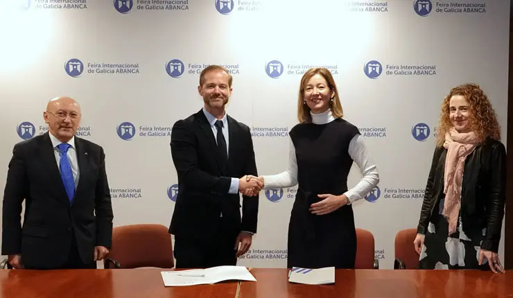 José Antonio Seoane, director zona Deza-Tabeirós de Abanca; Ricardo Durán, director da Fundación Semana Verde de Galicia; Carmen Fernández Penas, directora territorial de Abanca en Pontevedra; e María Jesús Meijomín, directora da oficia de Abanca en Silleda.