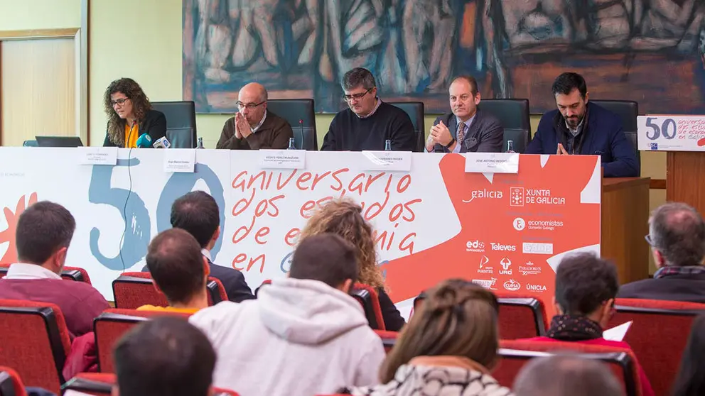 Presentación del informe ejecutivo GEM Galicia 2017 en la Facultad de Ciencias Económicas de la USC./X.CRESPO.