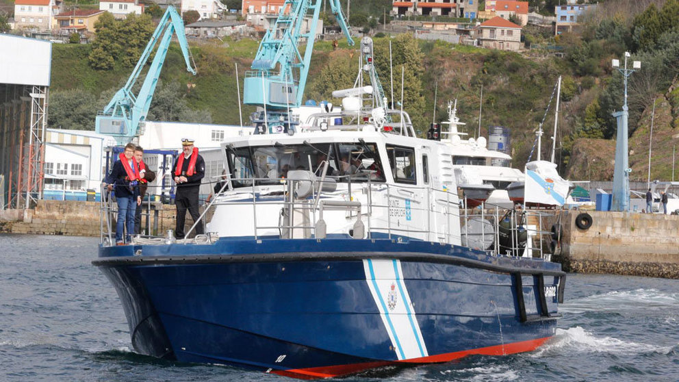 La embarcación Rodman 56 realizó una navegación de prueba entre el astillero y Baiona.