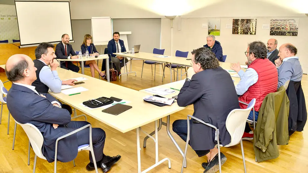 Sesión sobre "Corporate Compliance" celebrada en el Área Empresarial del Tambre.