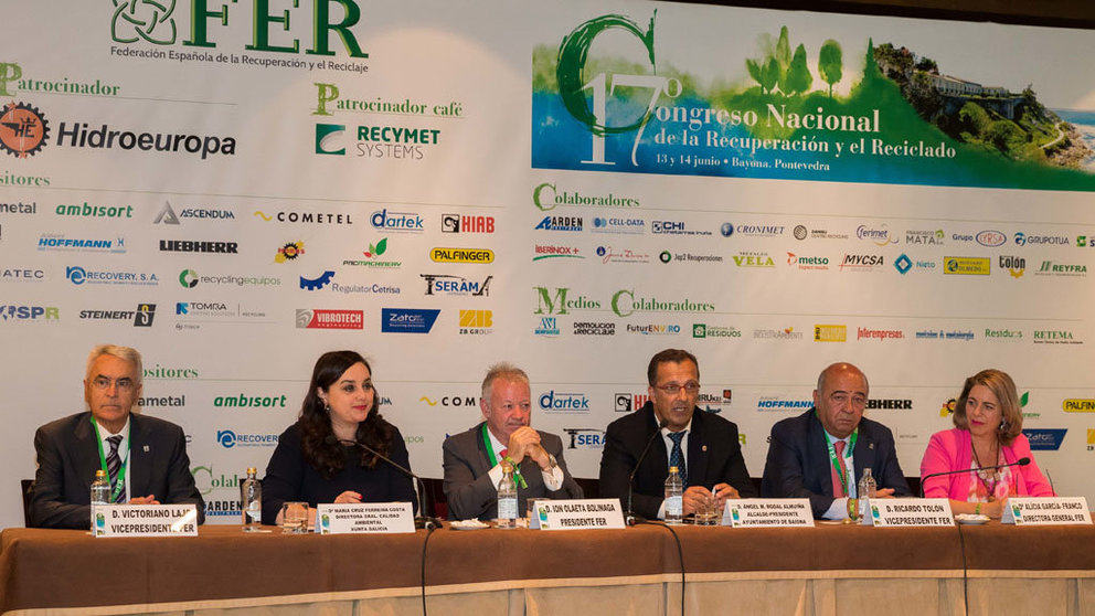 La Federación Española de la Recuperación y el Reciclaje (FER) ha celebrado en la mañana de hoy la primera jornada de su 17º Congreso en Baiona.