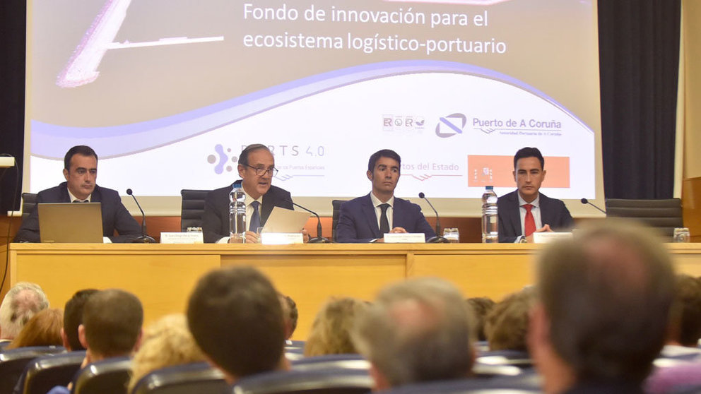 Acto de presentación de los fondos Puertos 4.0 en la Autoridad Portuaria de A Coruña.