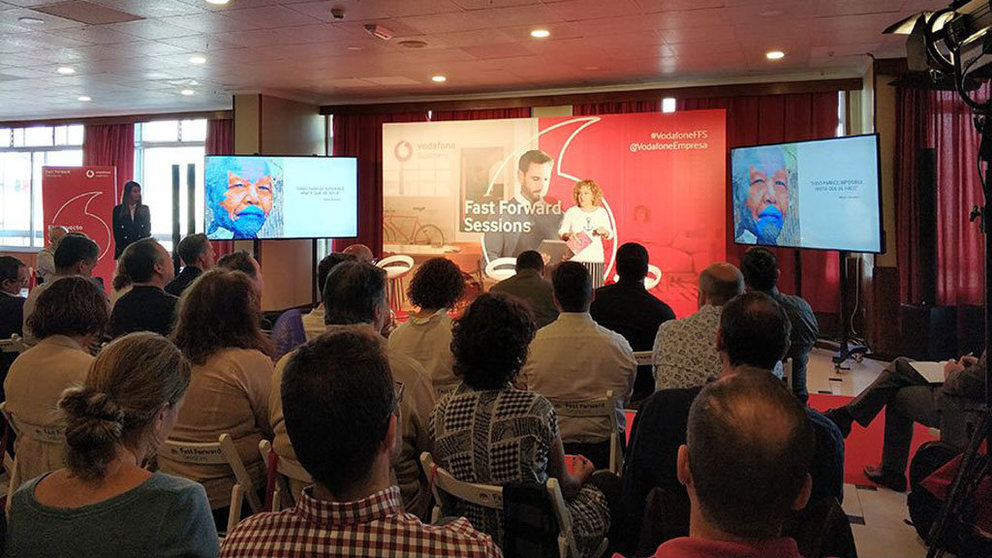 Asistentes al encuentro en Vigo de Fast Forward Sessions de Vodafone.