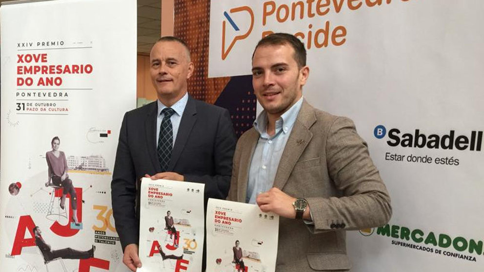 Jorge Cebreiros y Jesús Rey en la presentación del XXIV Premio Xove Empresario de Pontevedra.