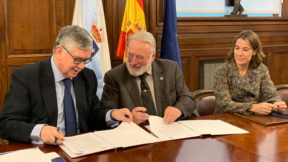 Firma del protocolo entre Anfaco-Cecopesca y la Autoridad Portuaria de Vigo.