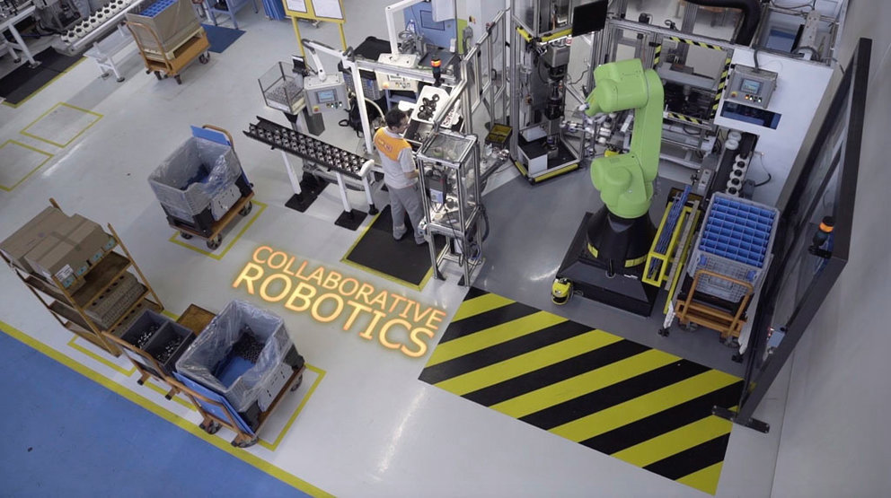 Celda robotizada bimanual para montaje de componentes asistidos por Inteligencia Artificial desarrollada en el proyecto 4.0driveline.