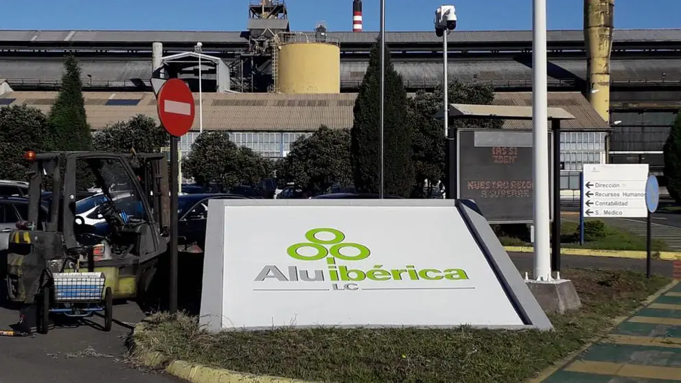 Planta de Alu Ibérica en A Coruña.