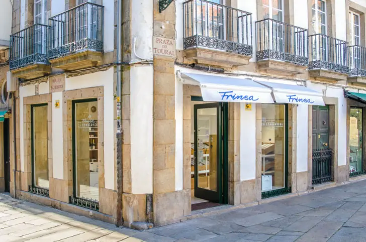 Tienda "La Conservera" de Frinsa en Santiago de Compostela.